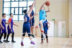 邓卓翔：球员状态并不让人满意，技战术也没有可圈可点的地方